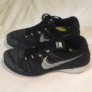 Discontinued Flyknit Lunar 3